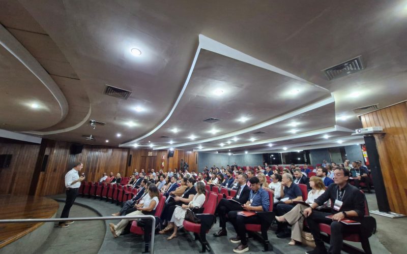 Encontro Técnico da AMIG reúne municípios mineradores para debater os impactos da Reforma Tributária na gestão municipal