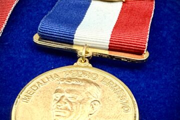 Luiz Carlos dos Reis Príncipe Junior recebe a Medalha Pedro Ernesto e consolida seu legado no mercado imobiliário