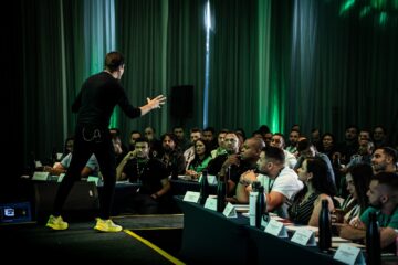 Rio de Janeiro recebe mais de 600 empresários no VOA365, o encontro mais aguardado do ano do Grupo R1