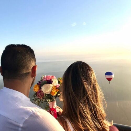 Amor nas alturas: passeios de balão entram na lista de presentes para o Dia dos Namorados